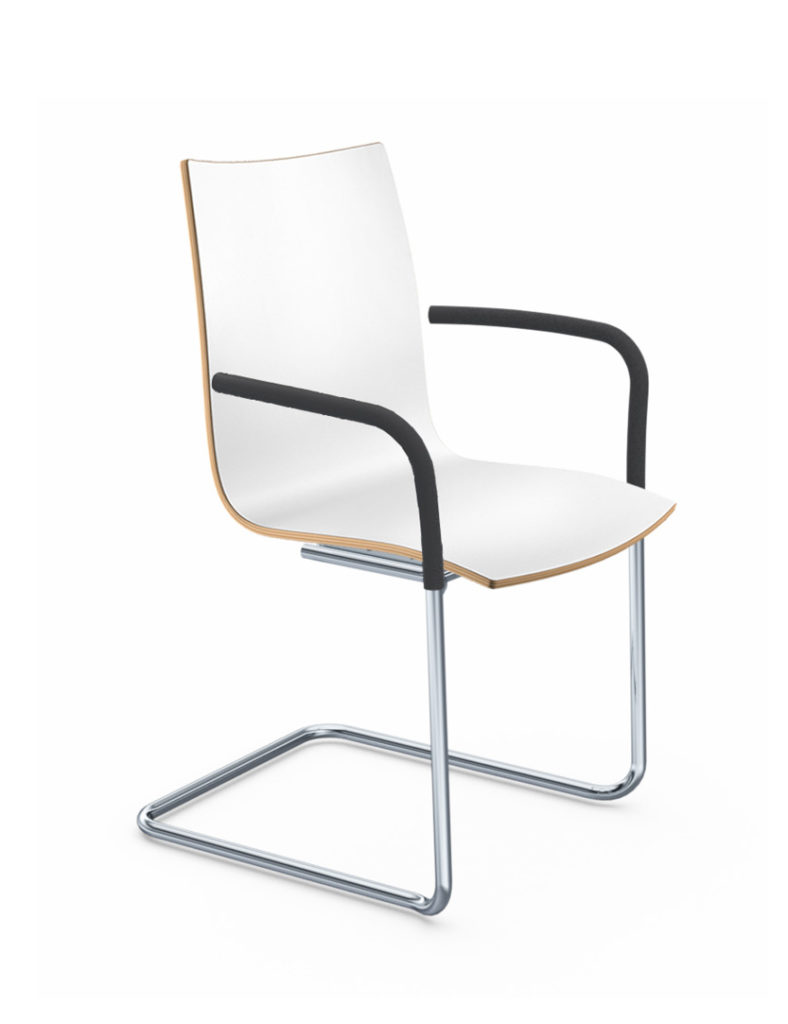 casala onyx II cantilever chair with armrests