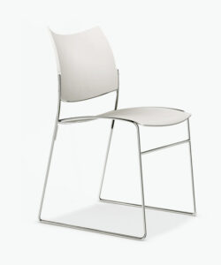 curvy stoel chair stuhl stühle kirchenstühle kirchen objektmöbel casala