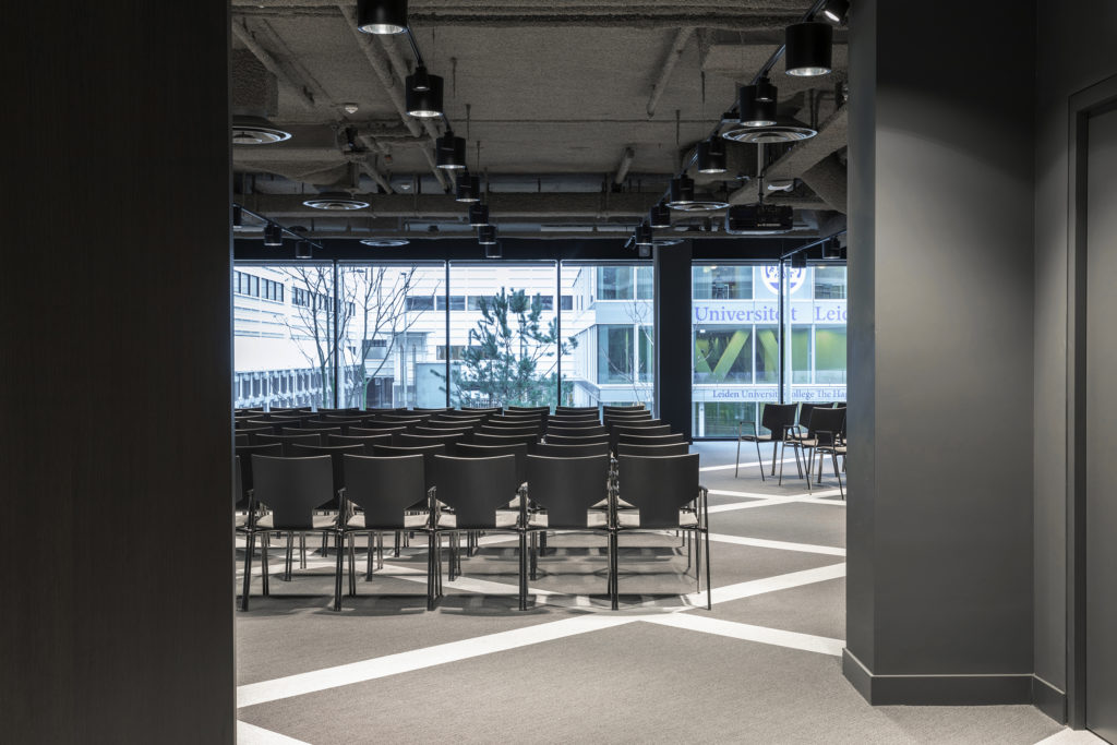 casala lynx chair hall chair conference chair project the hague conference centre contract furniture