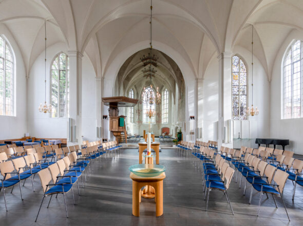 Kerkmeubilair Casala | Lynx I kerkstoelen in Dorpskerk Bathmen